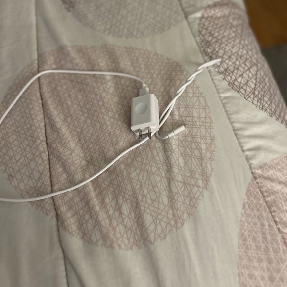 Quntis Apple IPhone USB  Data Cable chargers for Iphone, IPad - Picture 2 of 4